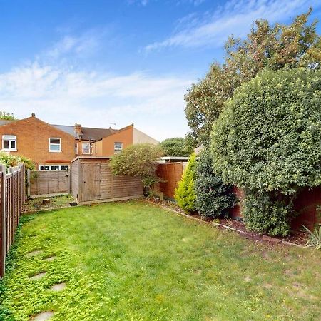 Spacious 2Bd Apartment Cricklewood Londra Exterior foto
